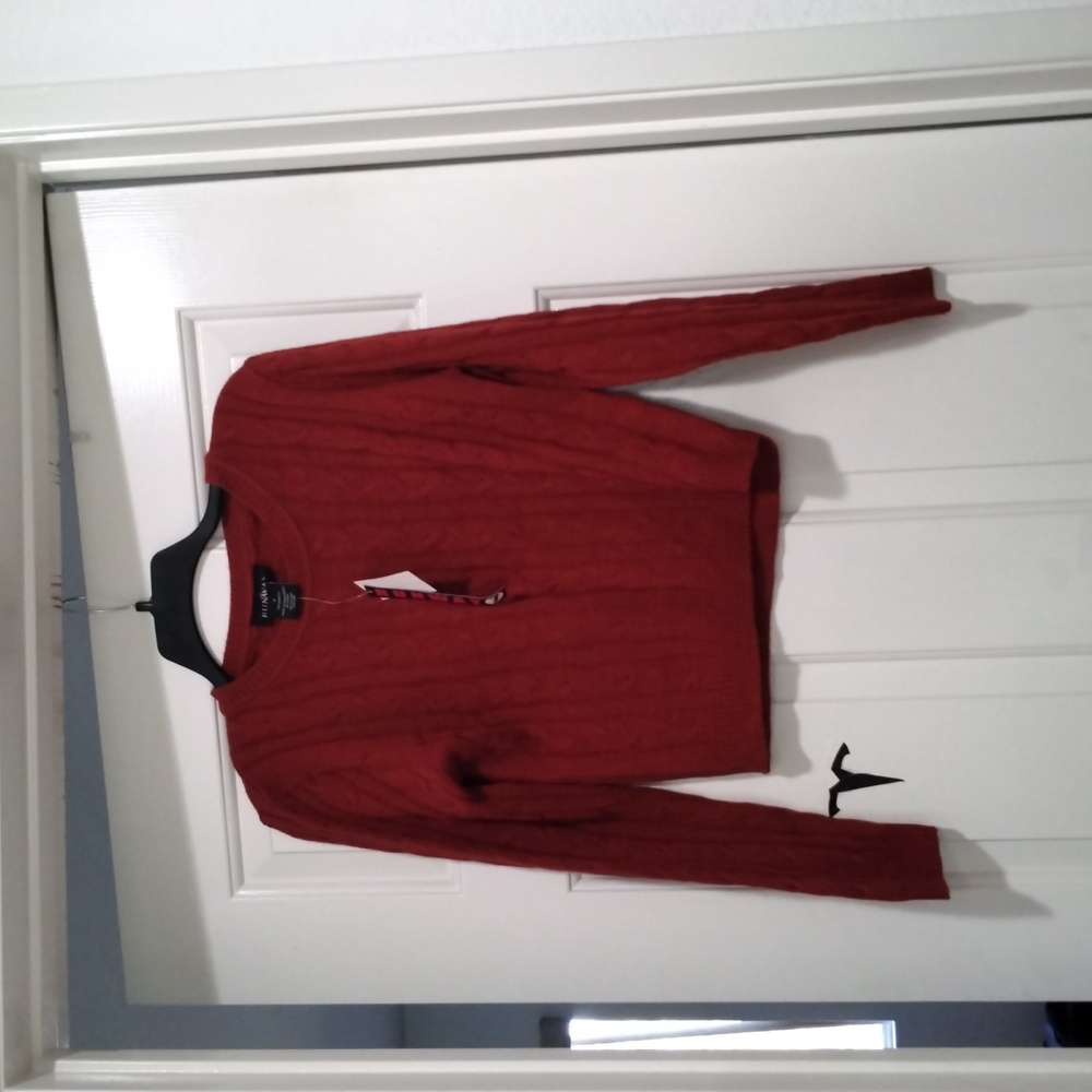 Orange/red knit long sleeve